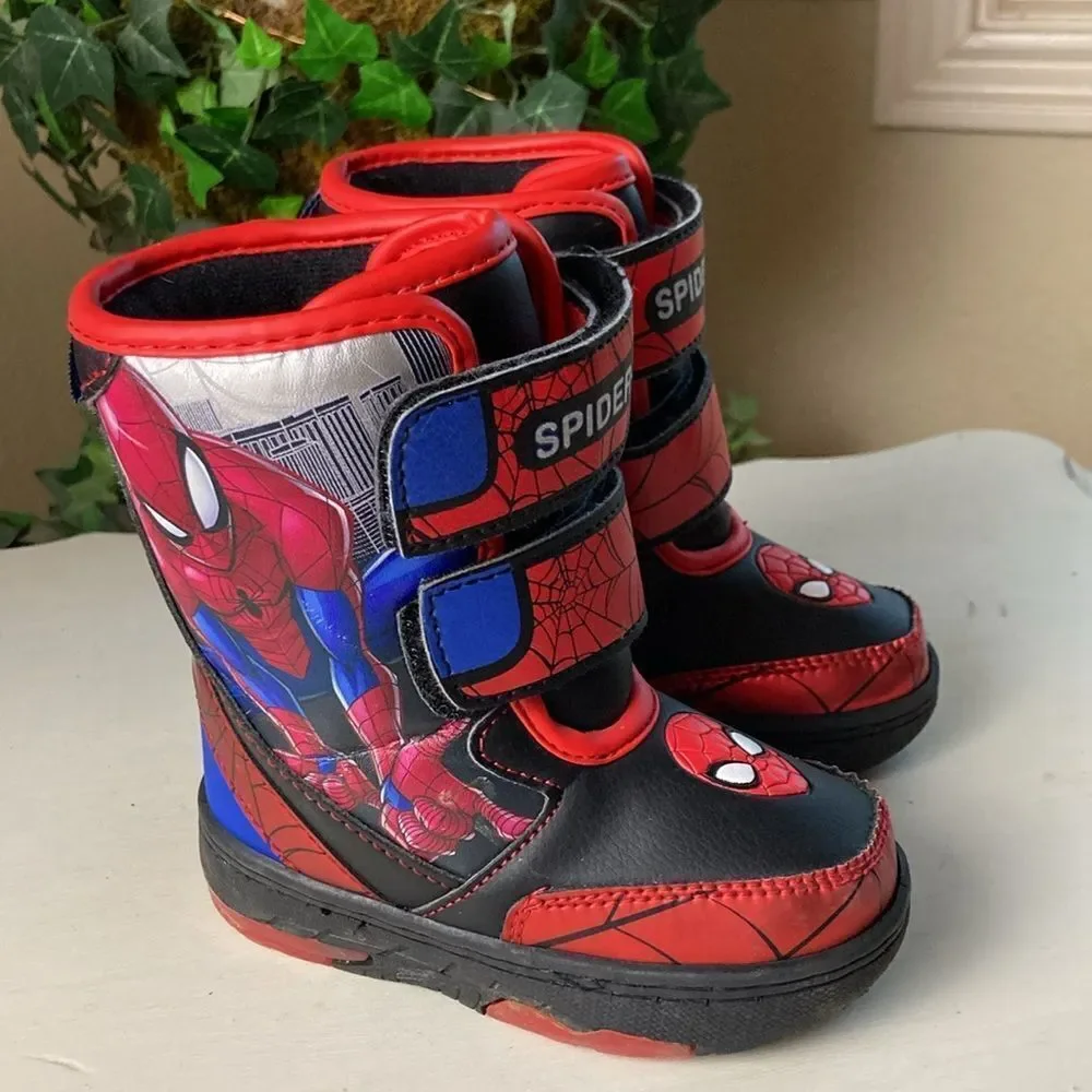 COPY - 🕷️-Man Marvel Spider-Man  Boy’s Light Up Snowboots Size 7